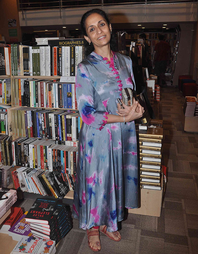 swaroop sampat feet 4