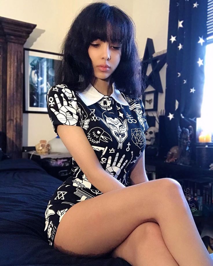 swimsuitsuccubus feet 2