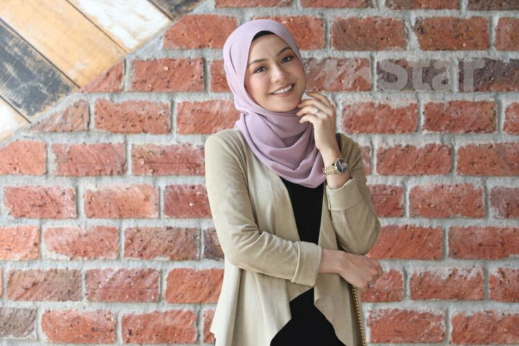 syafiqah aina feet 3