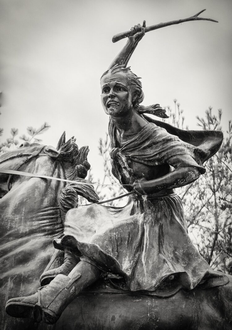 sybil ludington feet 5