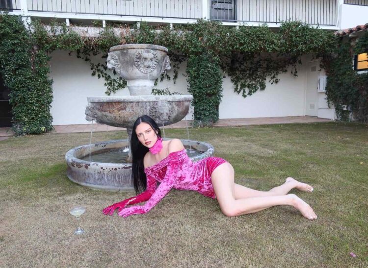 sydney carlson feet 1