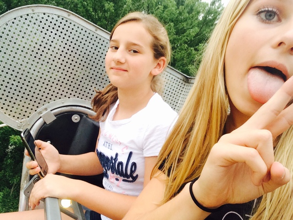 sydney rodeghier feet 6