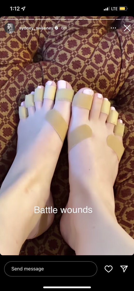 sydney sweeney feet 2