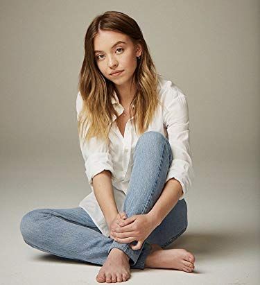 sydney sweeney feet 3