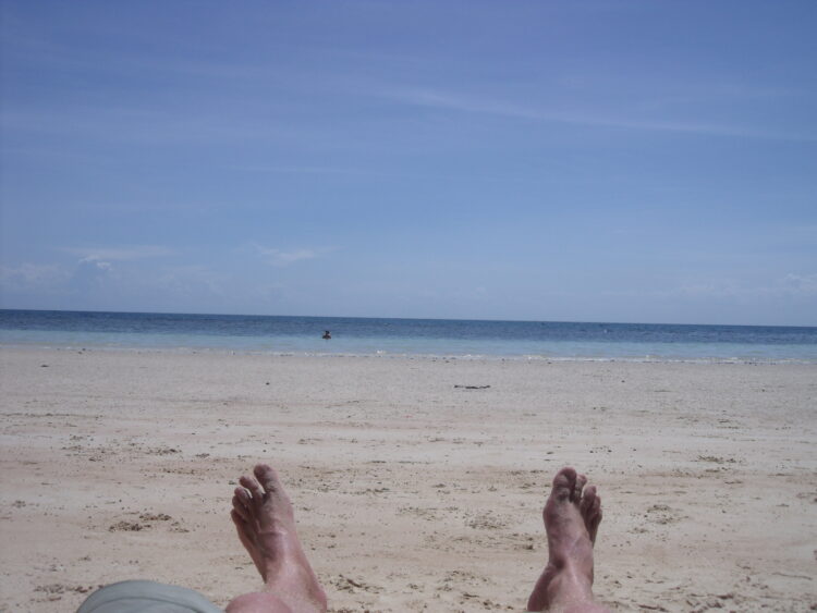 sydney viengluang feet 5