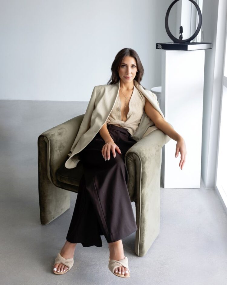 sydney williams feet 6