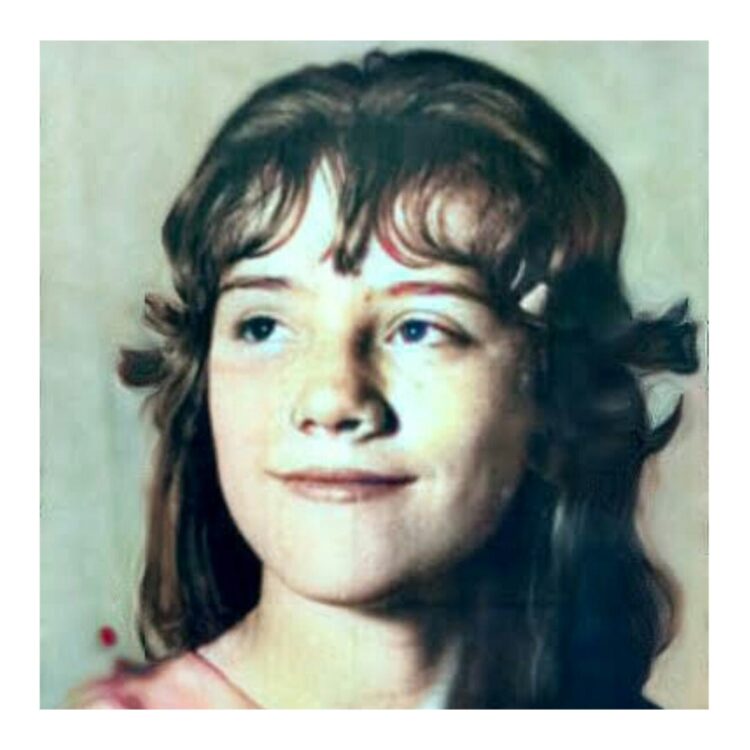 sylvia likens feet 4