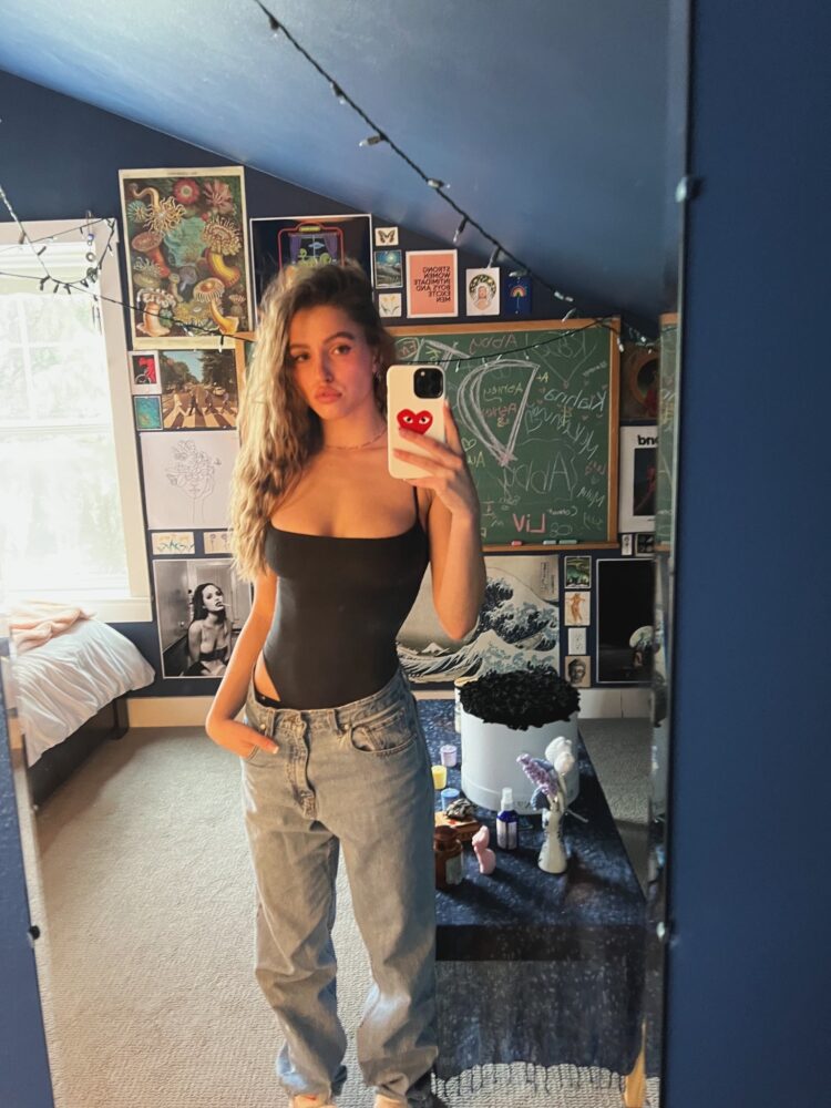 sylvia snyders feet 2