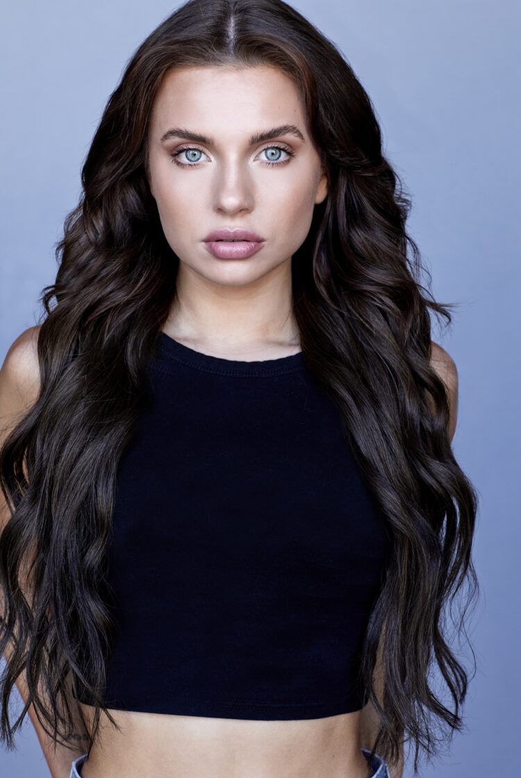 sylvia van hoeven feet 3