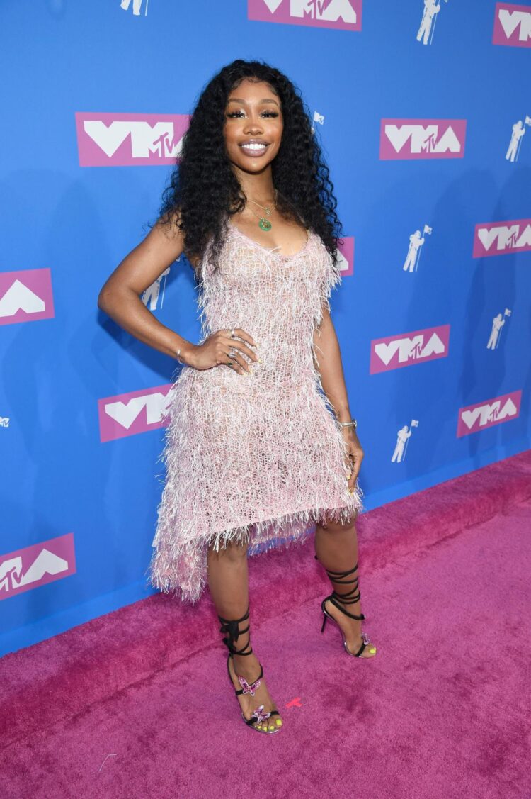 sza feet 5