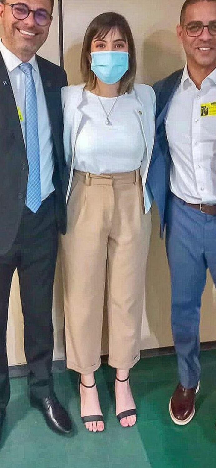 tabata amaral feet 4