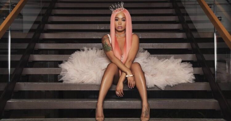 tabatha n taylor feet 6