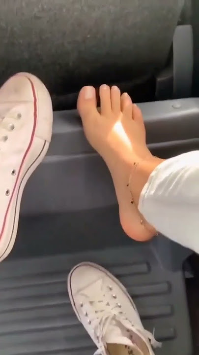 tabitha swatosh feet 6