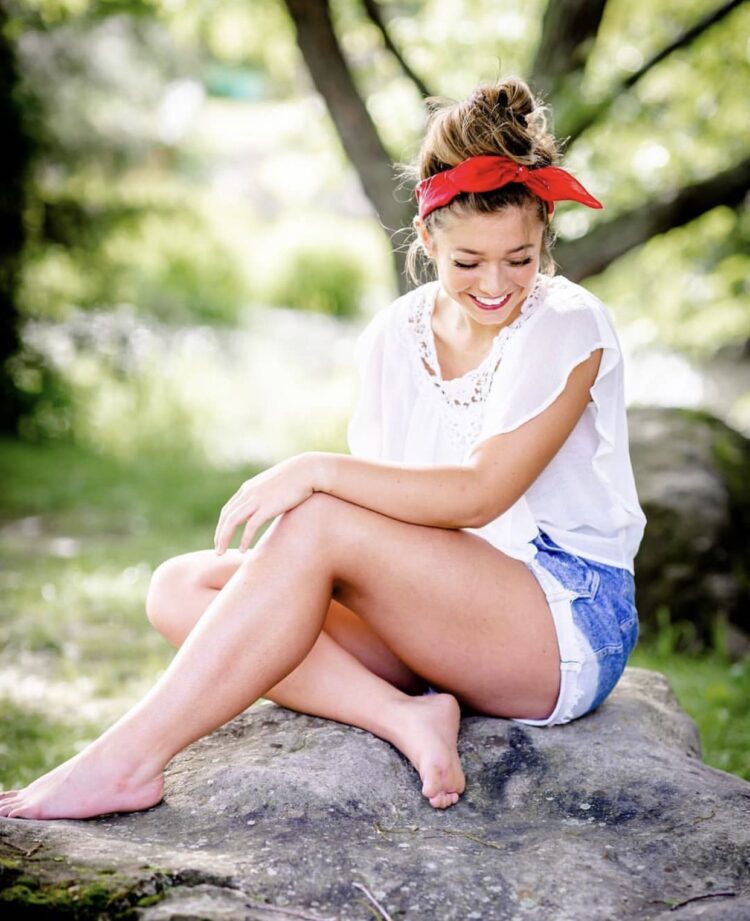 tabitha swatosh feet