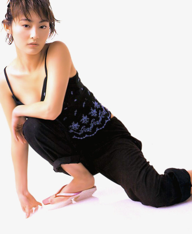 takako tokiwa feet 1