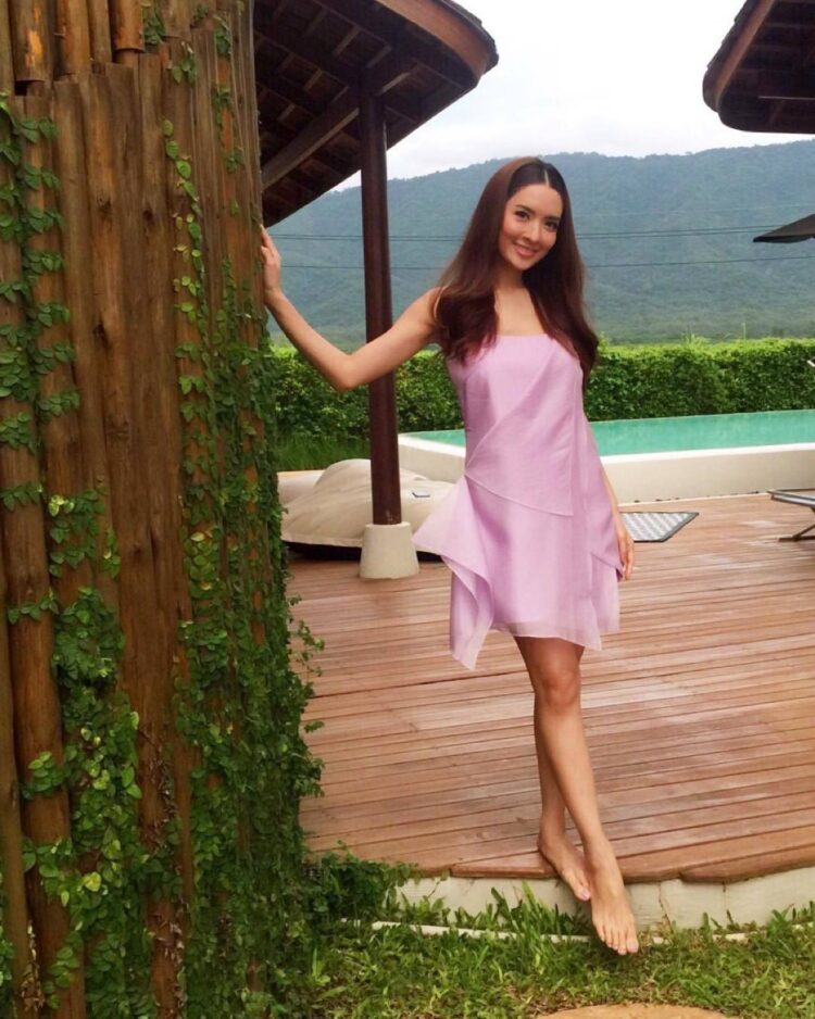 taksaorn paksukcharern feet 1