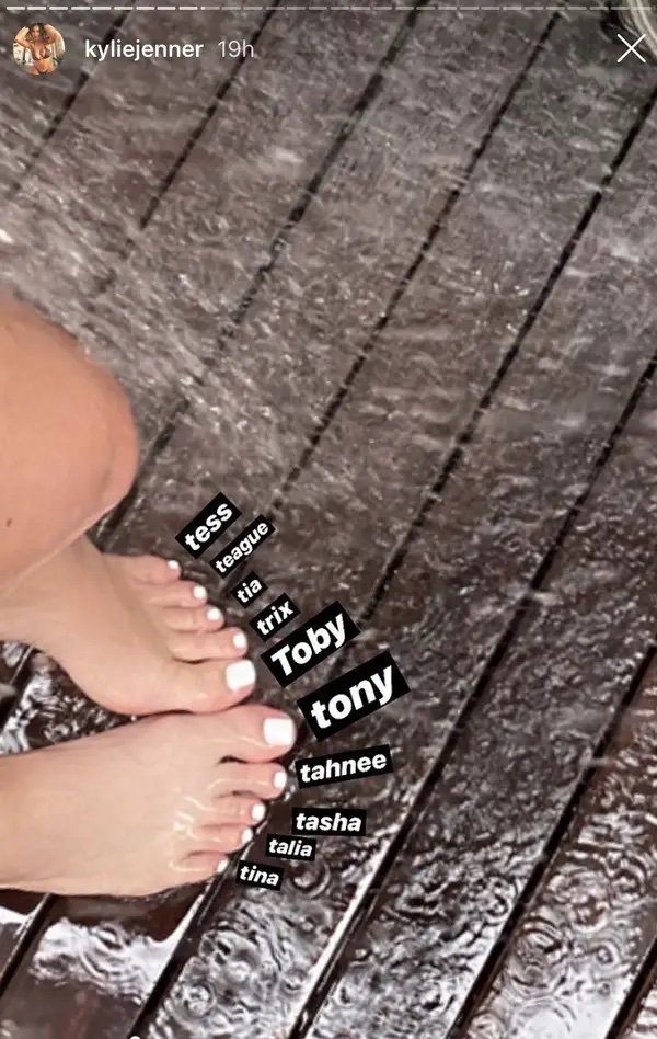 talia love feet