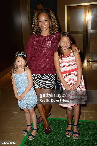 tallulah milligan feet 3