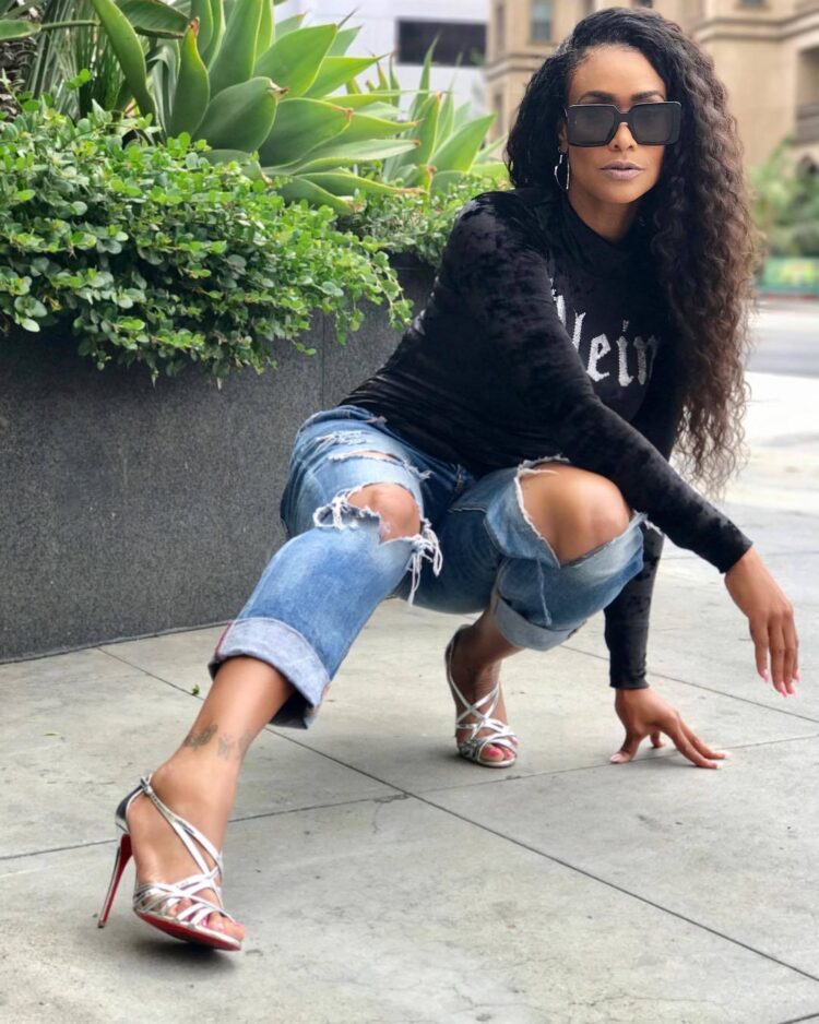 tami roman feet 3
