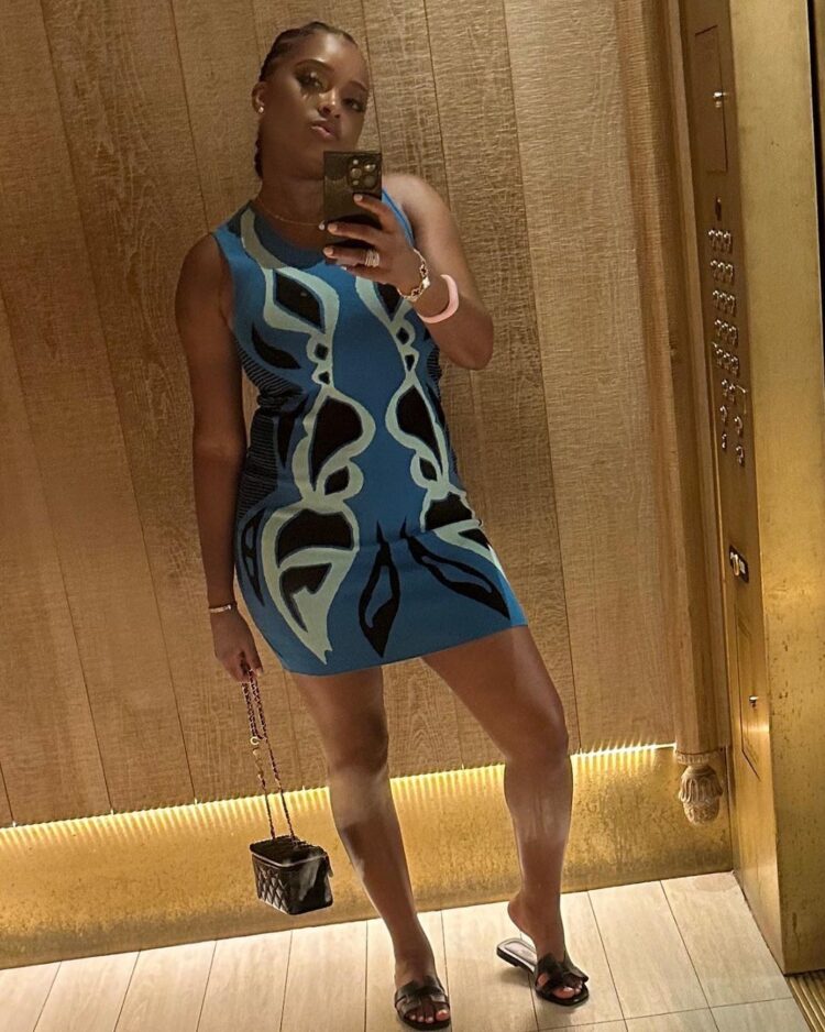 tamika mallory feet 3