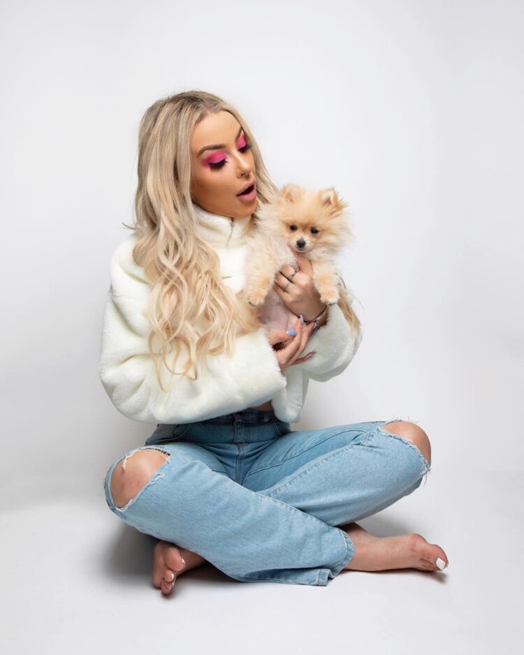 tana mongeau feet 2