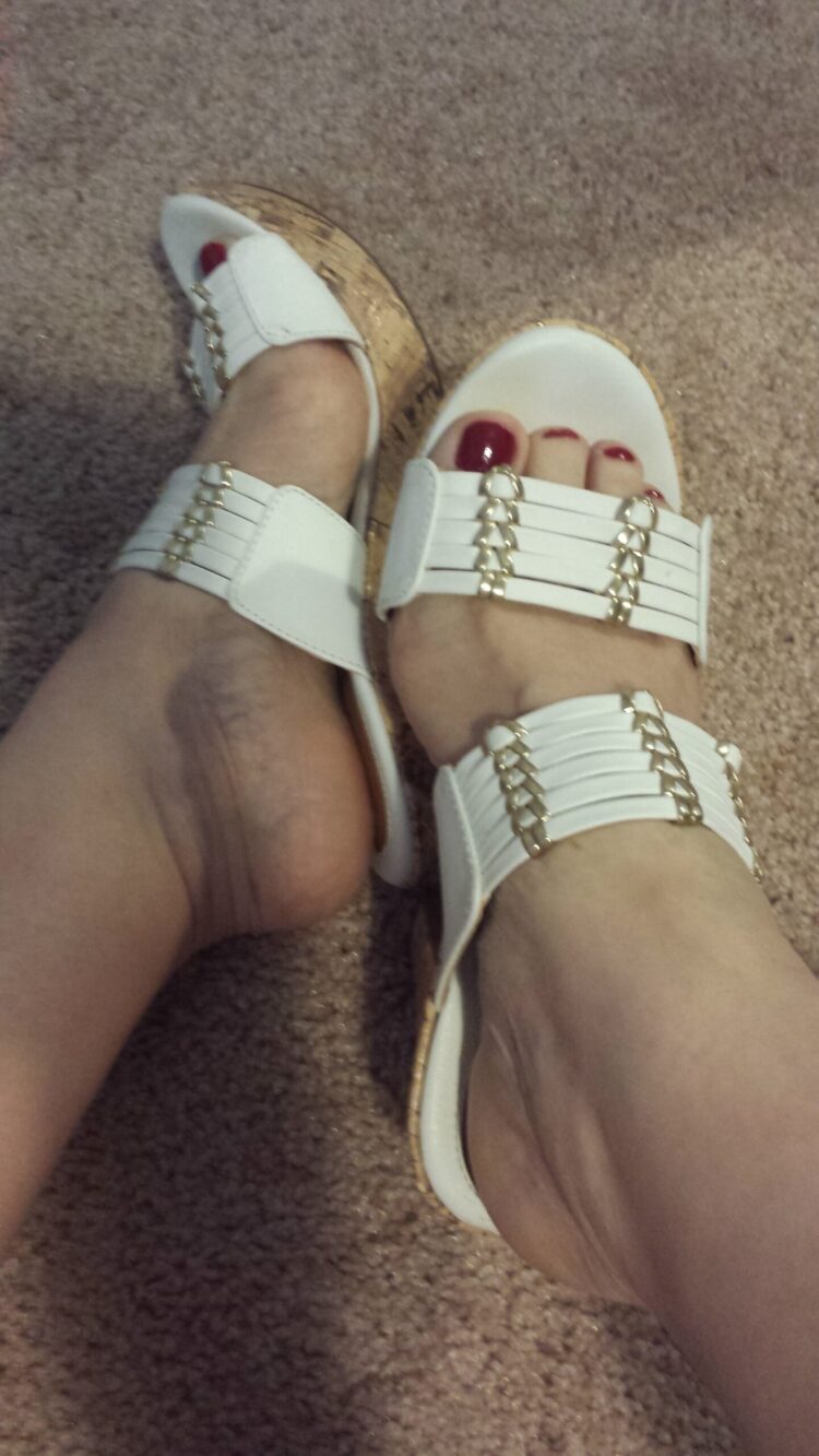 tana smith feet 1 scaled