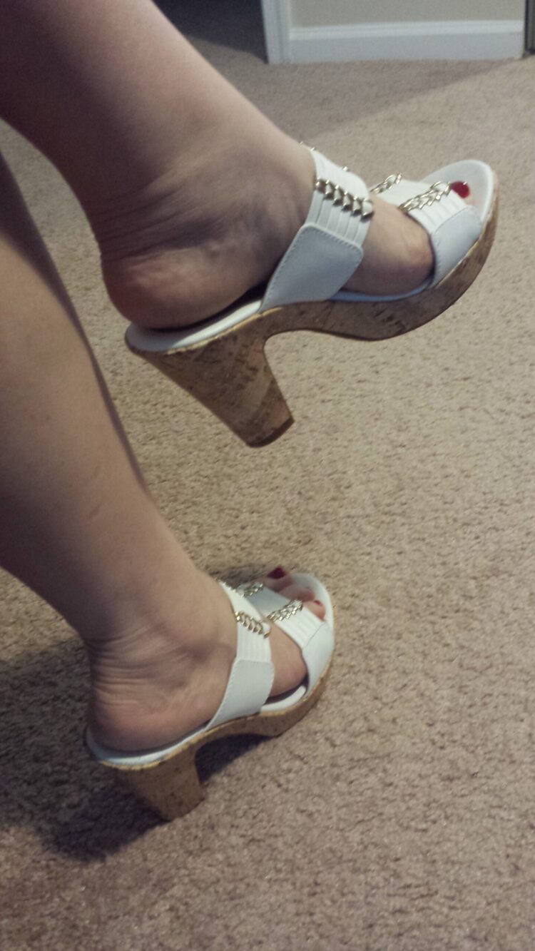 tana smith feet 2 scaled