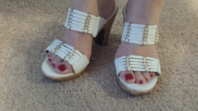 tana smith feet scaled