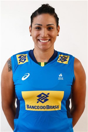 tandara caixeta feet 5