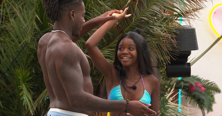 tanya manhenga feet 5