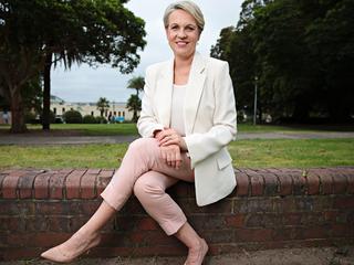 tanya plibersek feet 5
