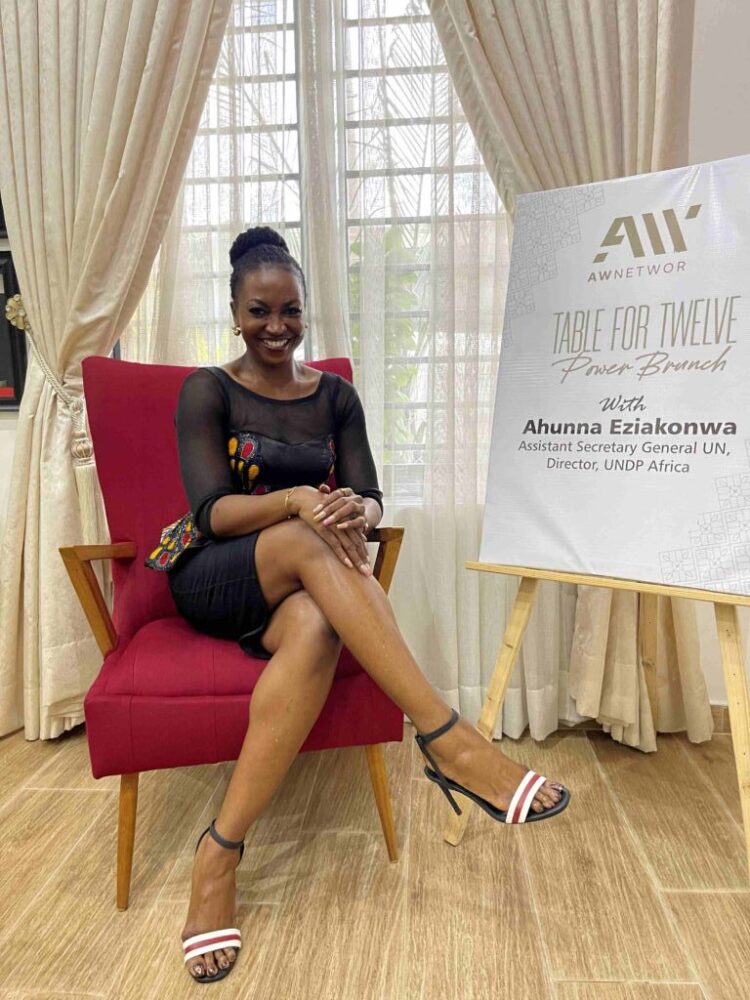 tara durotoye feet 5 rotated