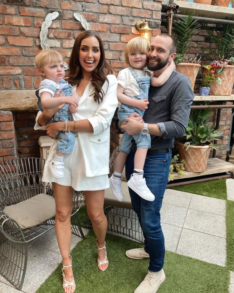 tara ofarrell feet 2