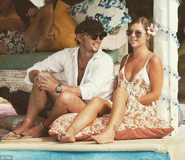 tara pavlovic feet 3