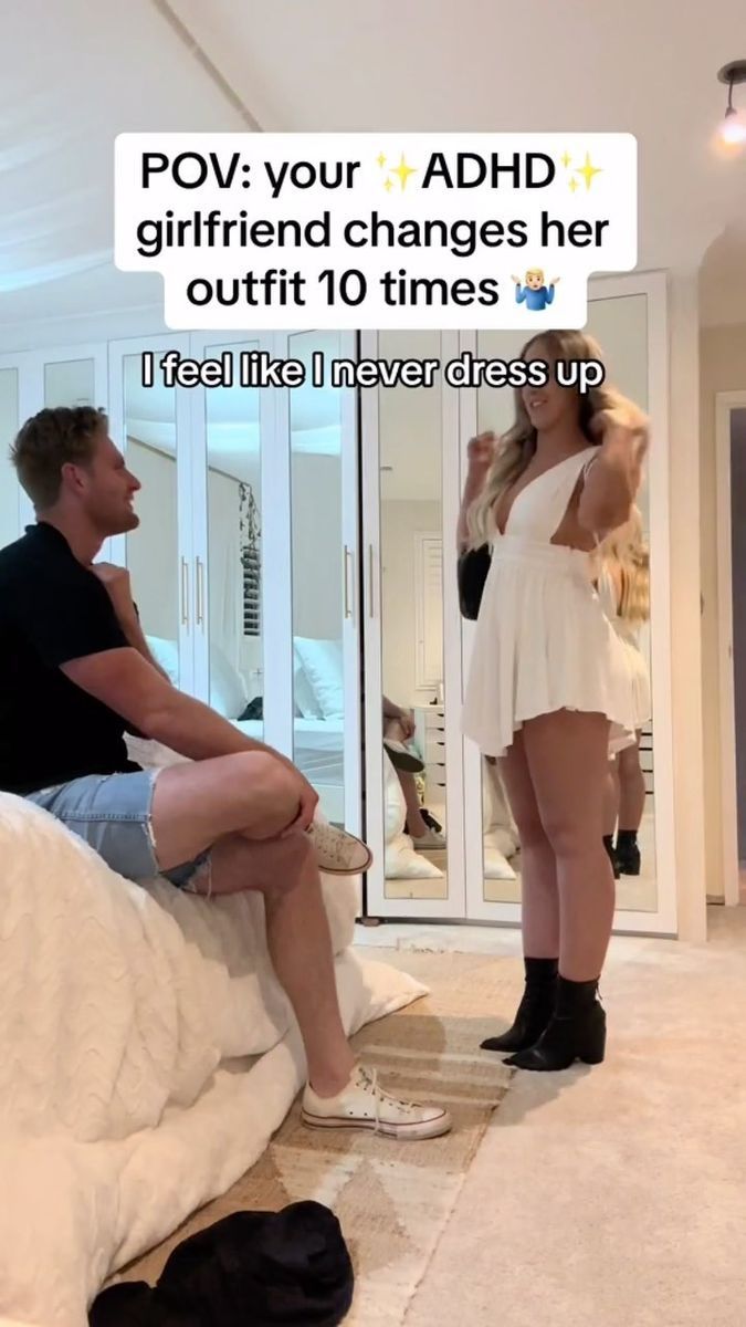 tarah elizabeth feet 5