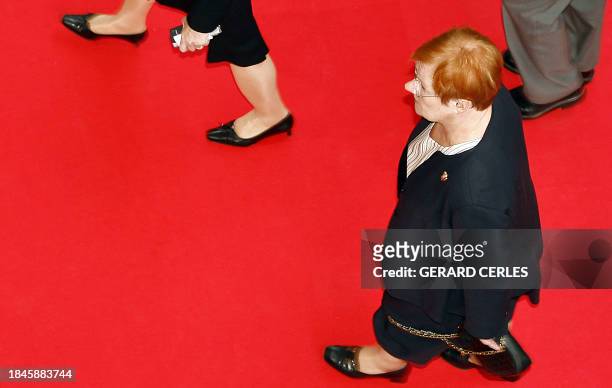 tarja halonen feet 3