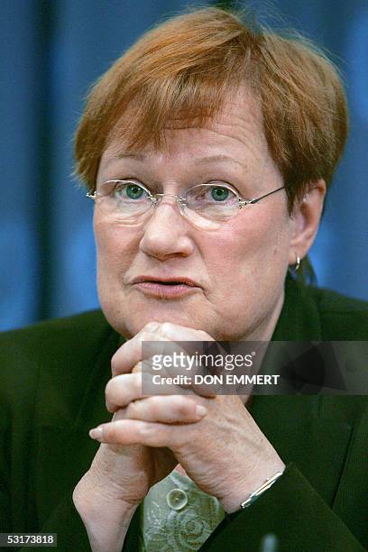 tarja halonen feet 6