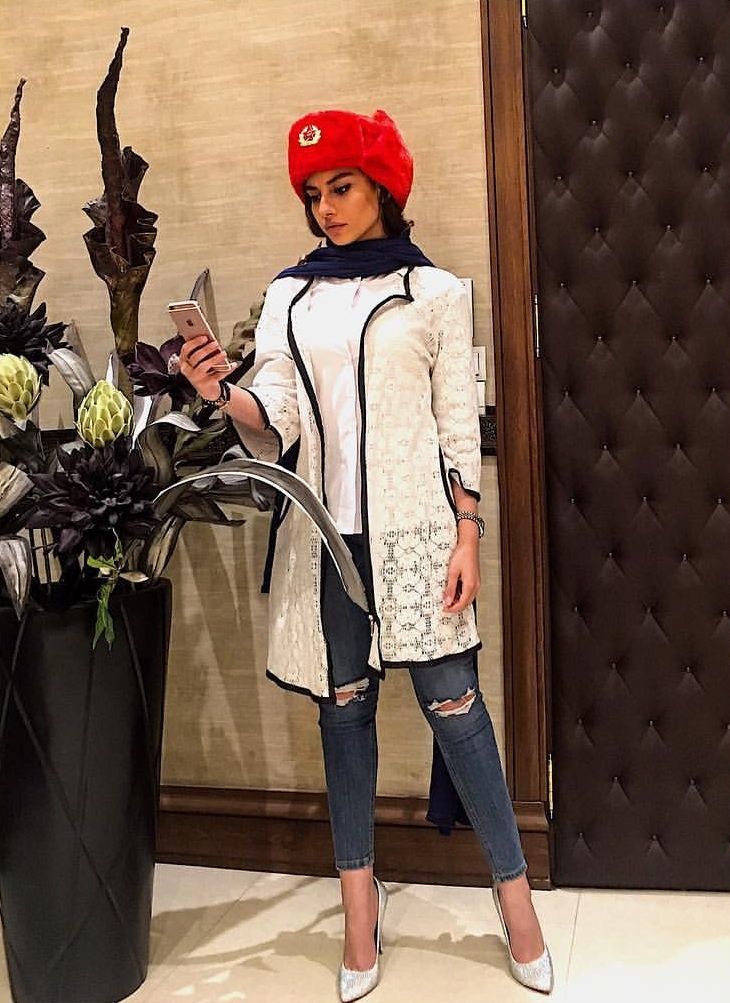 tarlan parvaneh feet 1