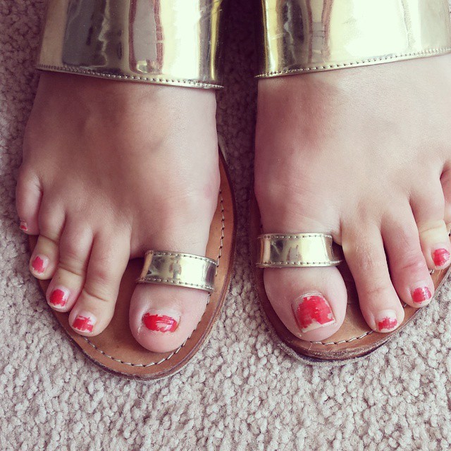 taryn brumfitt feet 1