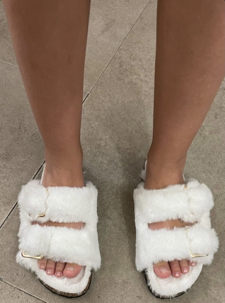 taryn southern feet 5