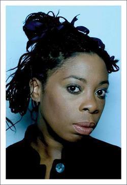 tasmin archer feet 5