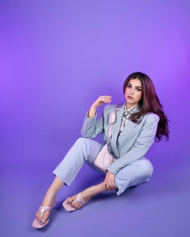 tasya farasya feet 2