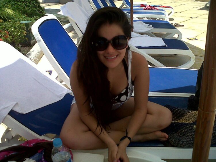 tatiana del real feet 3