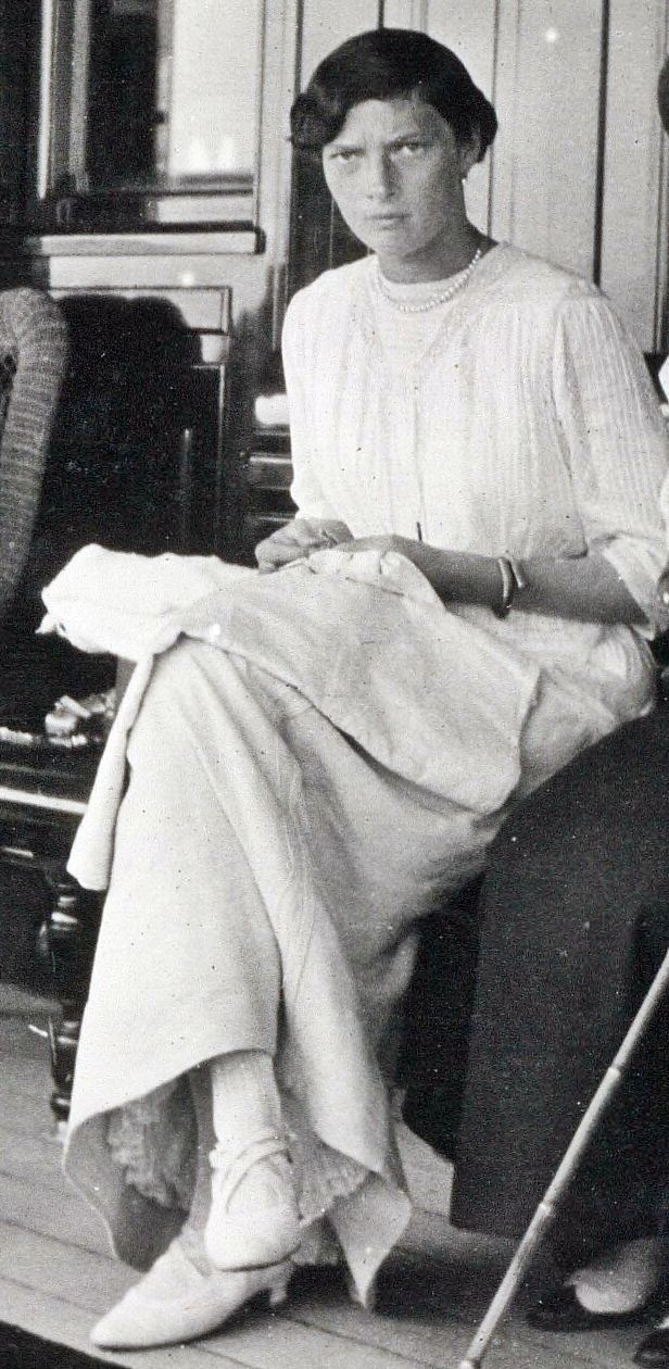 tatiana nikolaevna feet 2