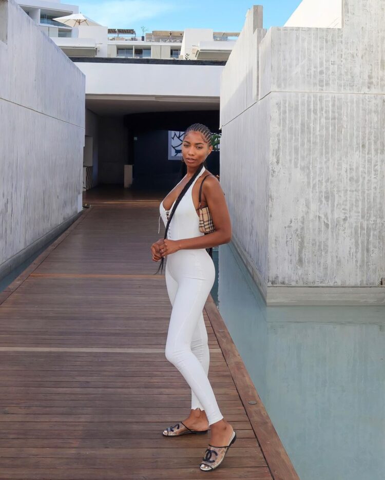 tatiana price feet 3