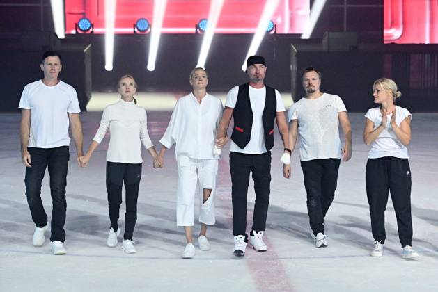 tatiana totmianina feet 5