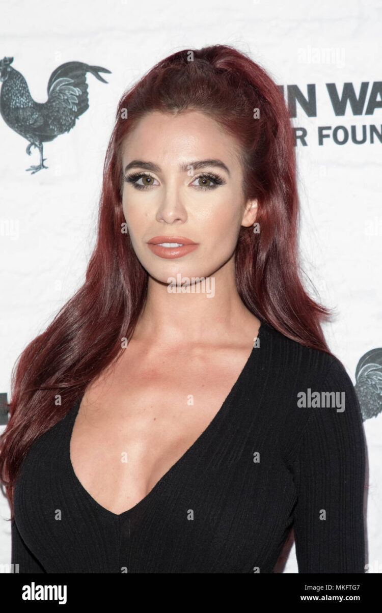 tawnie jaclyn feet 4