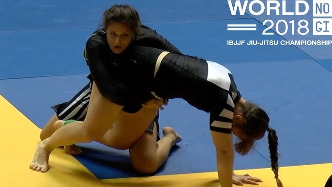 tayane porfirio feet 3