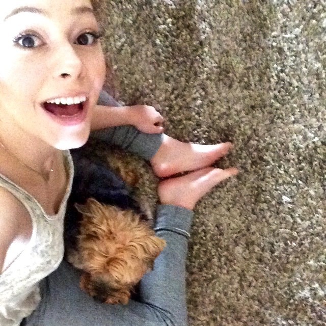 taylor beckham feet 3