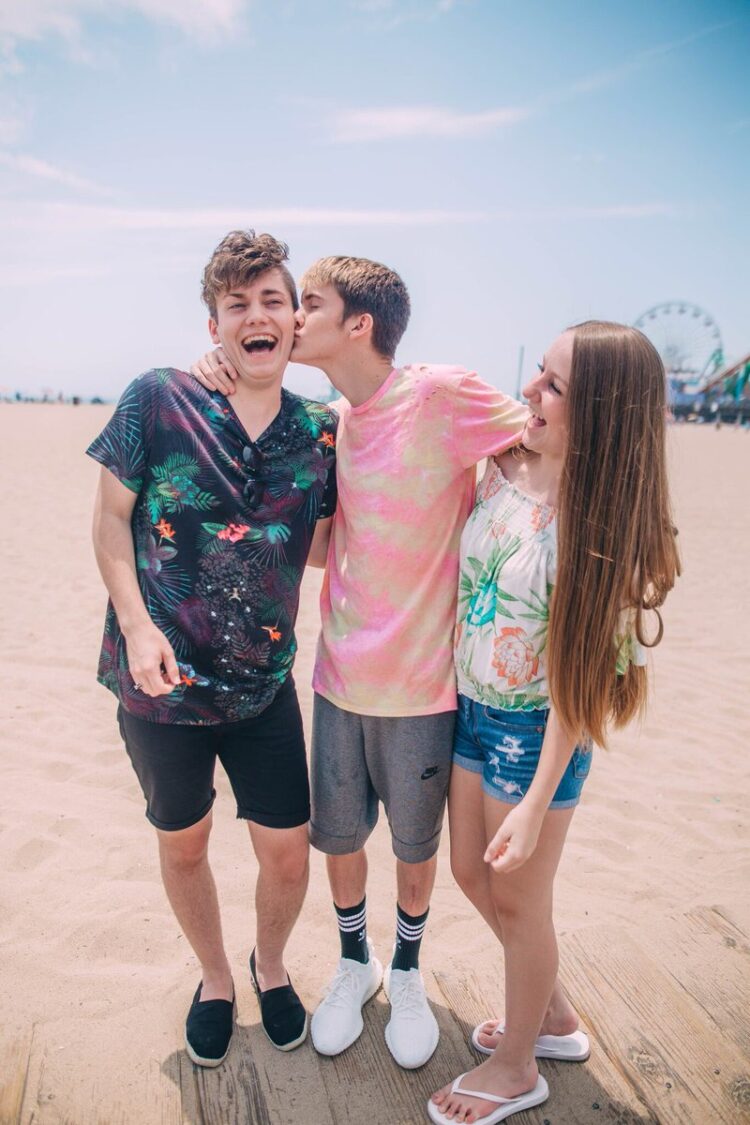 taylor braungardt feet 3